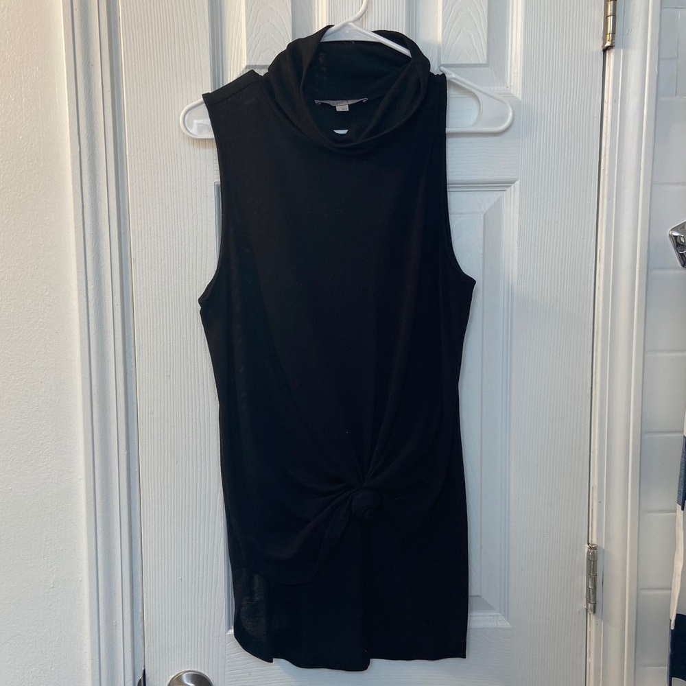 LOFT Turtleneck Tank Size M